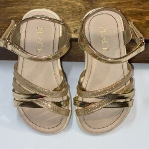 The Childrens Place Girls Gold Strappy Sandals Glitter Straps Size 7